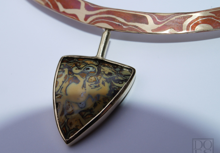 Collier-Papillon-goud-mokume-gane.jpg