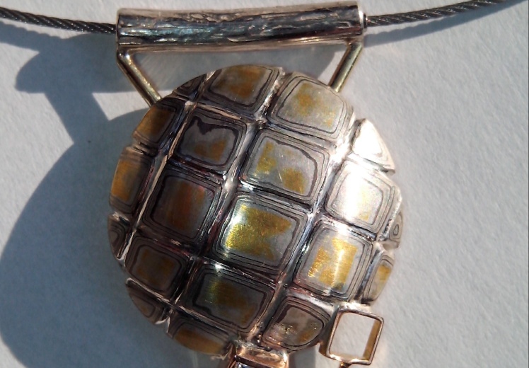 Mokume-gane collier-Doesdesign.nl_.jpg
