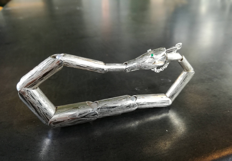 Snakebracelet-Doesdesign.nl_.jpg