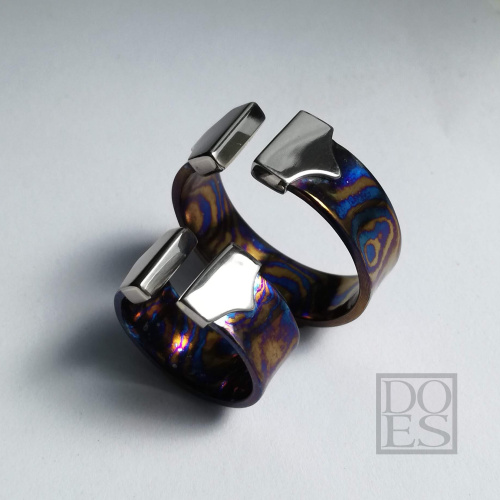 Titanium-damascus-weddingrings with whitegold.jpg