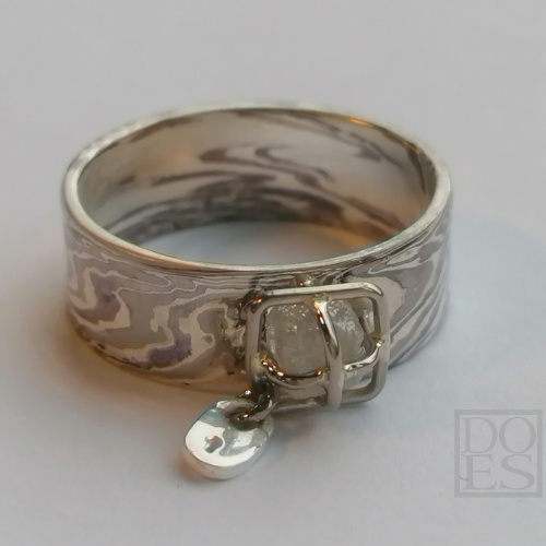 Mokume-gane-ring-Roughcage-Doesdesign.nl_.jpg