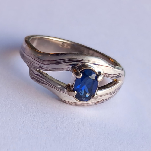 Ladiesring-saphire-queenelizabeth.jpg