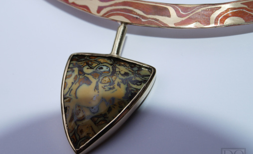 Collier-Papillon-goud-mokume-gane.jpg